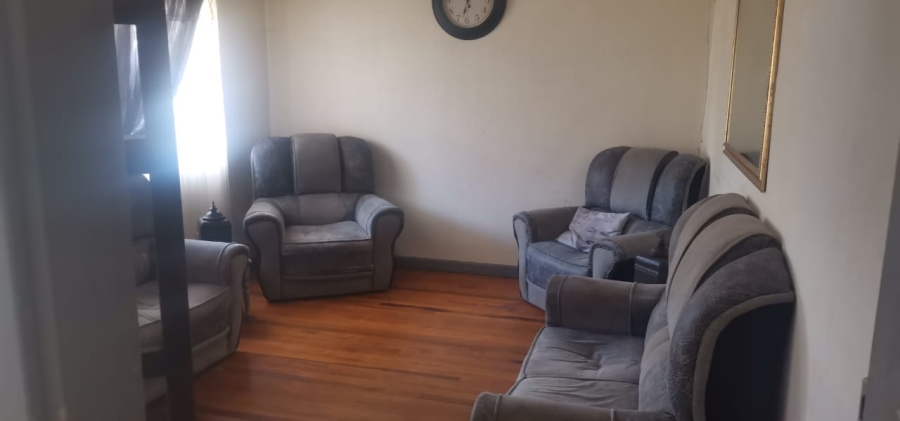 2 Bedroom Property for Sale in Sidwell Eastern Cape